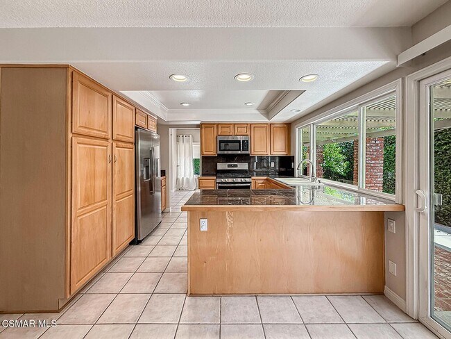 Building Photo - 1064 Barrow Ct