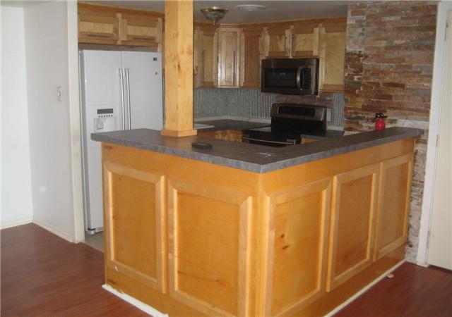 Building Photo - 2016 Main St