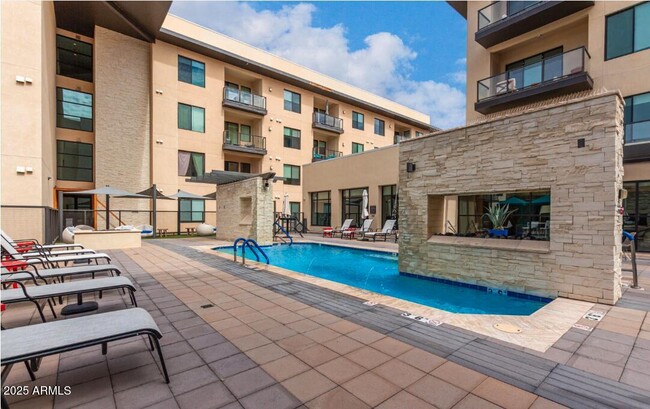 Building Photo - 7300 E Earll Dr