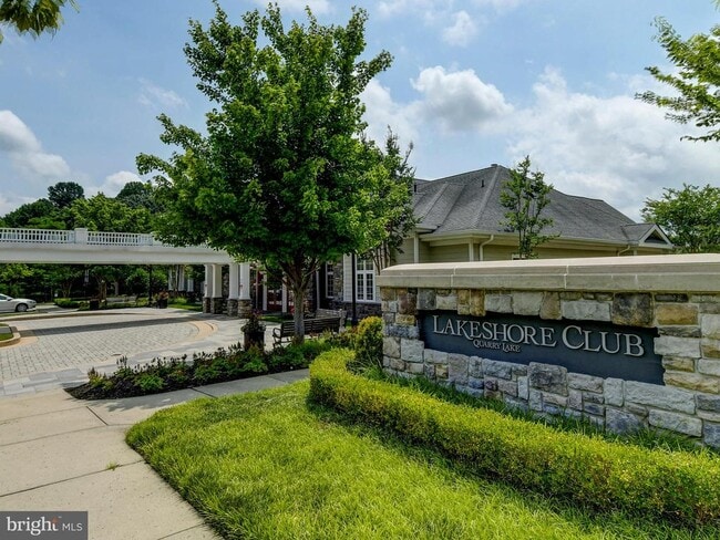 Building Photo - 3100 Stone Cliff Dr