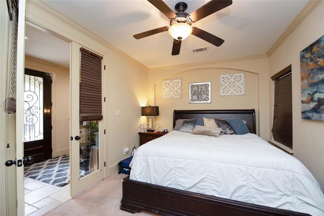 Building Photo - 1141 W 23rd St