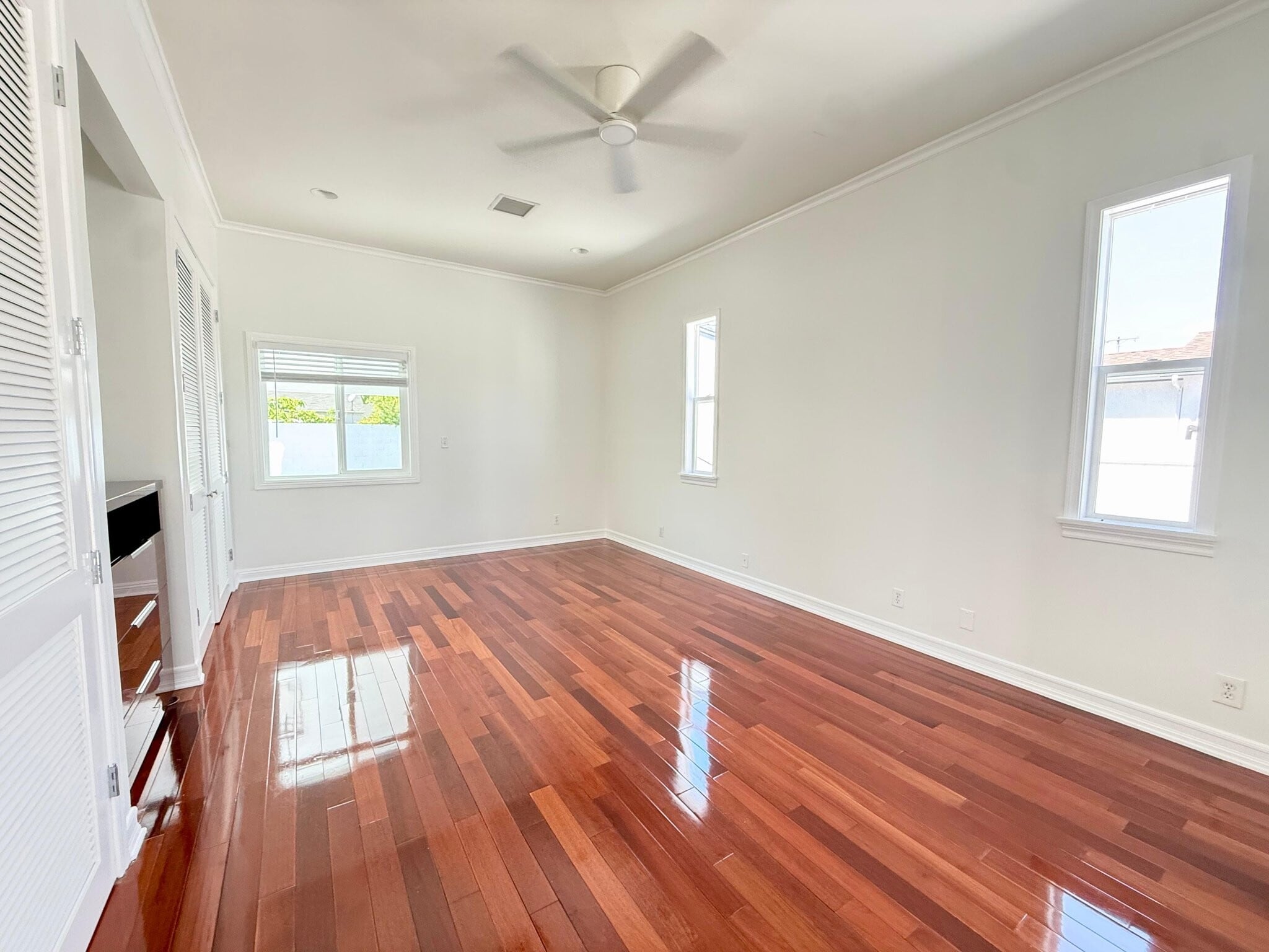 Building Photo - 5639 Natick Ave