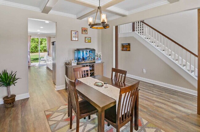 Building Photo - "Spacious 4-Bedroom Sanctuary with 3 Full Baths in Hampstead – Your Dream Home Awaits!"