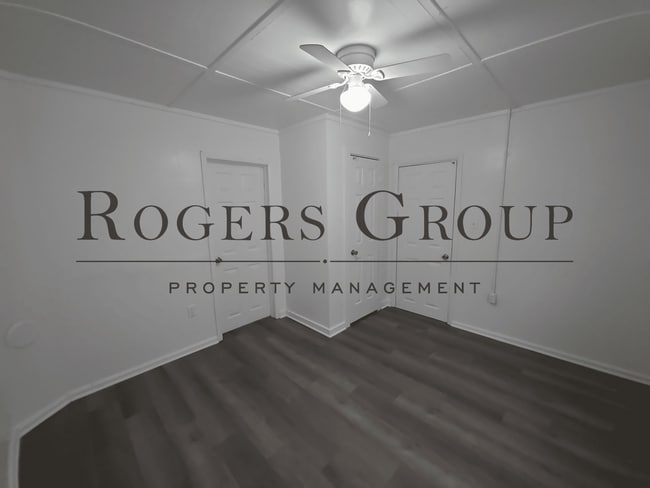 Building Photo - 912 Water St