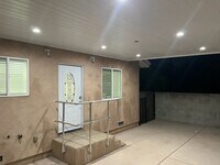Building Photo - 2BR ADU w/dishwasher, in-unit laundry + ou...