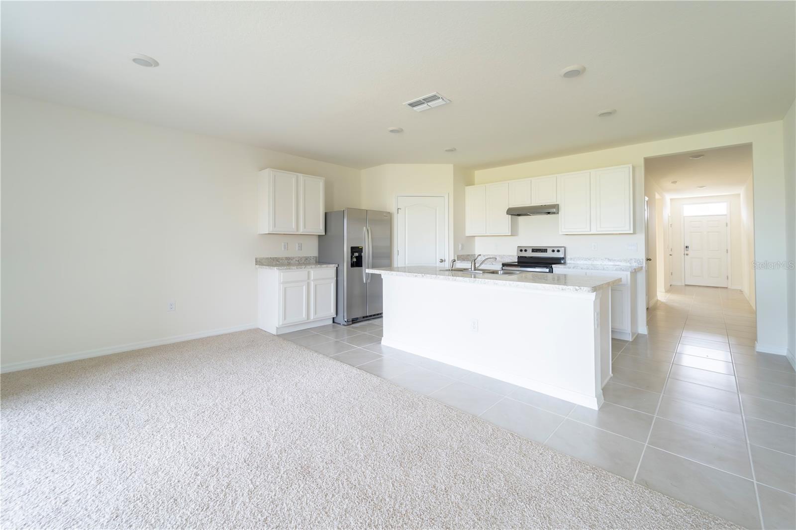 Building Photo - 1811 Silverbell Loop