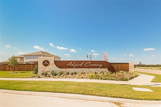 Building Photo - 2415 Carlow Ln