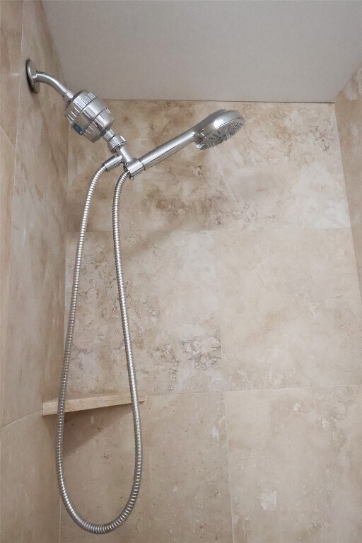 Building Photo - 757 Syracuse Ave