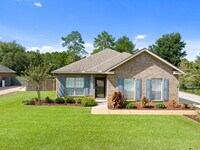 Building Photo - 526 Camellia Ct