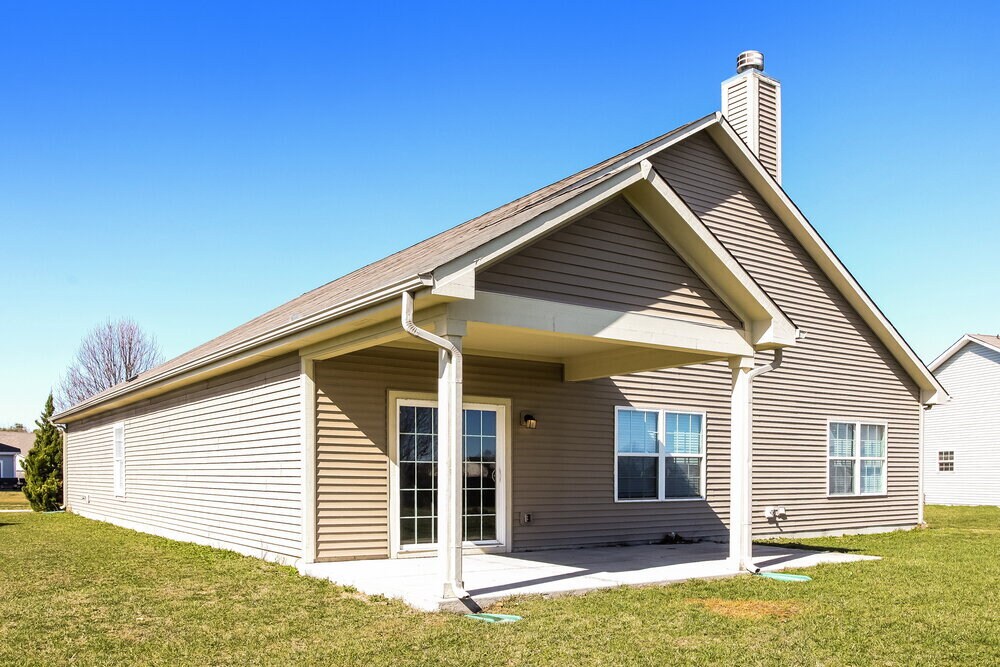 Building Photo - 8267 Templederry Dr