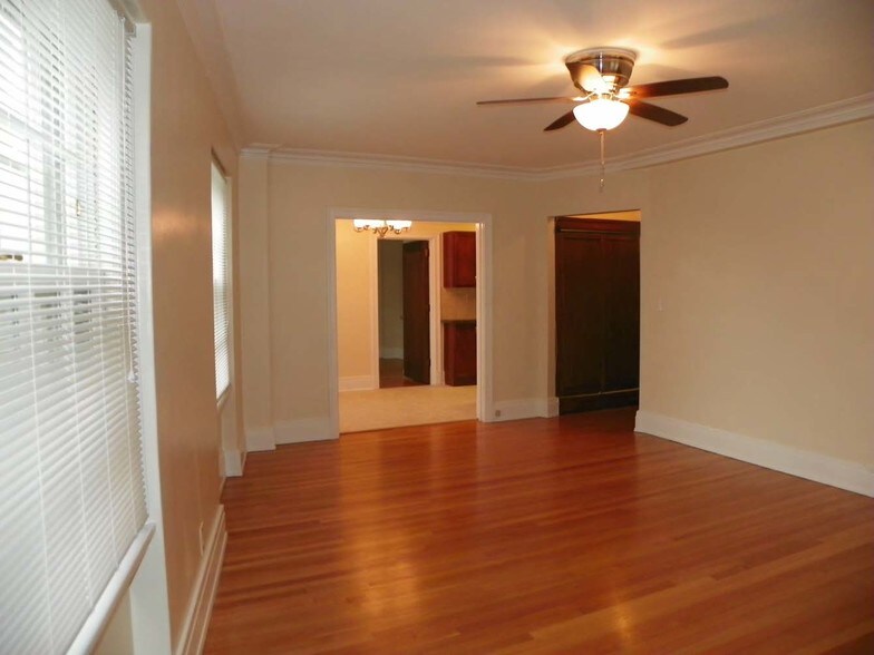 Interior Photo - Lin-Nor Apartments