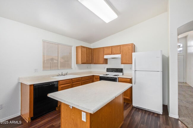 Building Photo - 8233 W Papago St