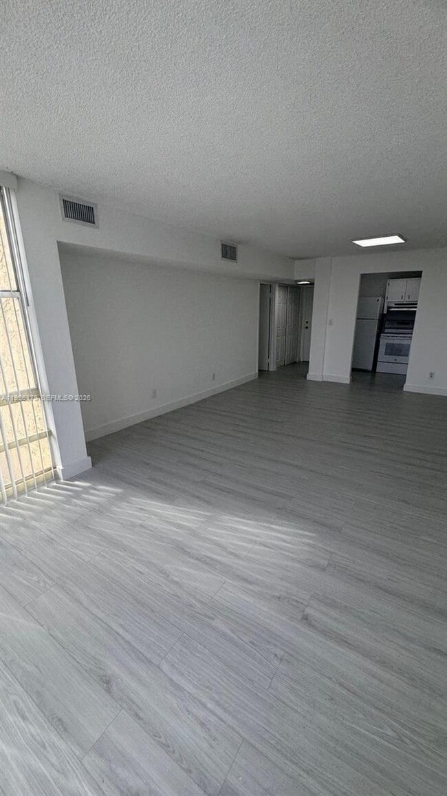 Building Photo - 200 172nd St