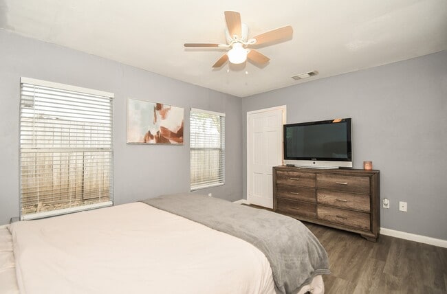 Building Photo - 3912 Childress St