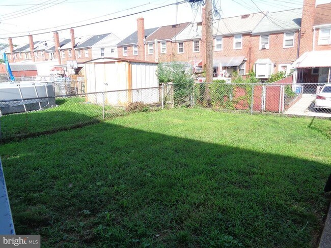 Building Photo - 7150 Eastbrook Ave