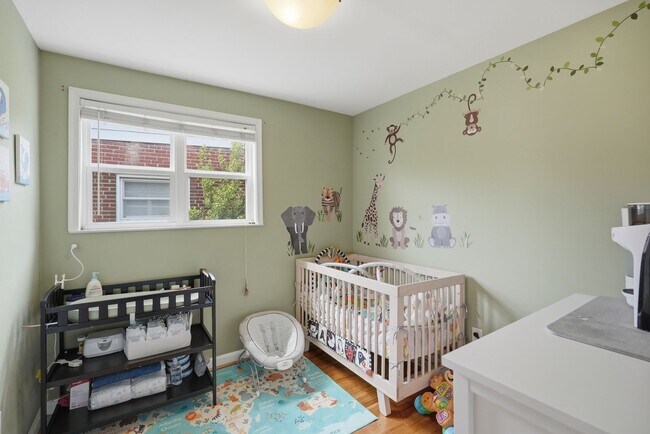 Building Photo - Michigan Park Townhome | 4 Bed | 2.5 Bath | 1,700 Sf | Fenced-in Front & Backyard w/ Deck