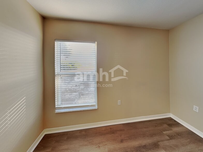 Building Photo - 10536 Juliano Dr