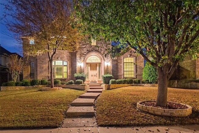 Building Photo - 5717 Sweetbriar Dr