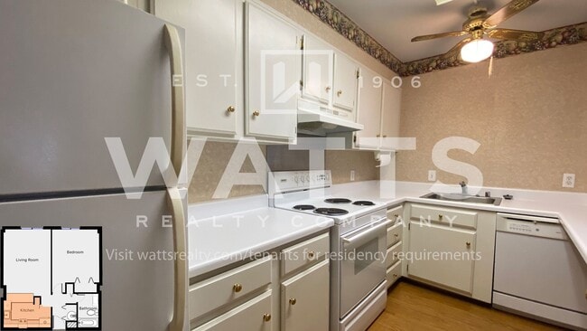 Building Photo - 1 Bedroom/ 1 Bath condo on Highland Avenue