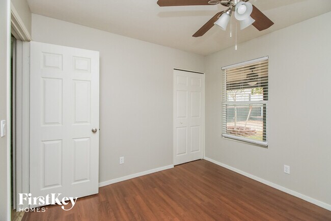 Building Photo - 9811 S 47th Pl