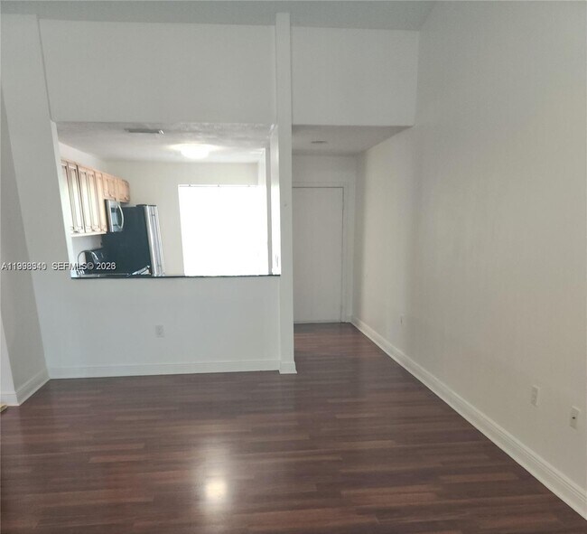 Building Photo - 8059 SW 21st Ct