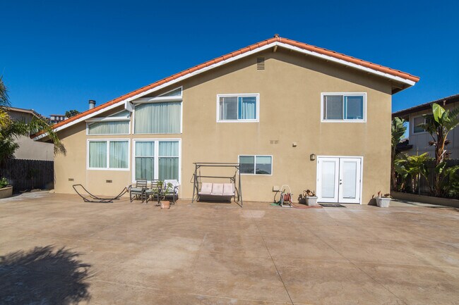 Building Photo - 29303 Stadia Hill Ln