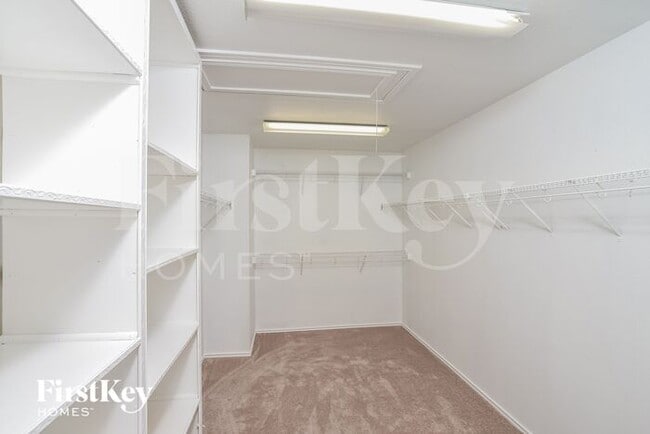 Building Photo - 6122 Kenedy Leaf