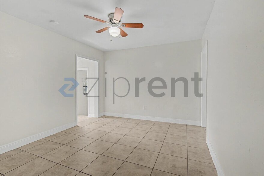 Building Photo - 943 NW 63rd St