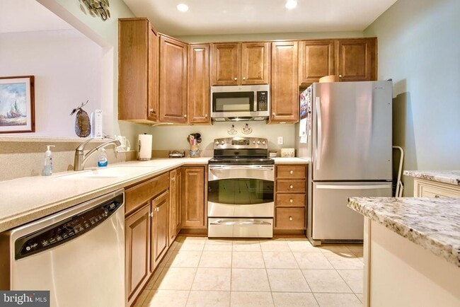 Building Photo - 8609 Wintergreen Ct
