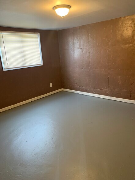 Building Photo - 5629 Statler Ave