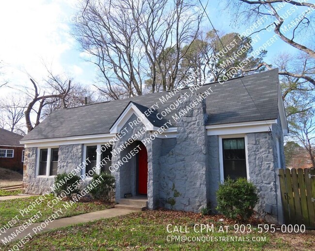 Building Photo - Stunning 3 Bedroom, 2 Bath House in Tyler!