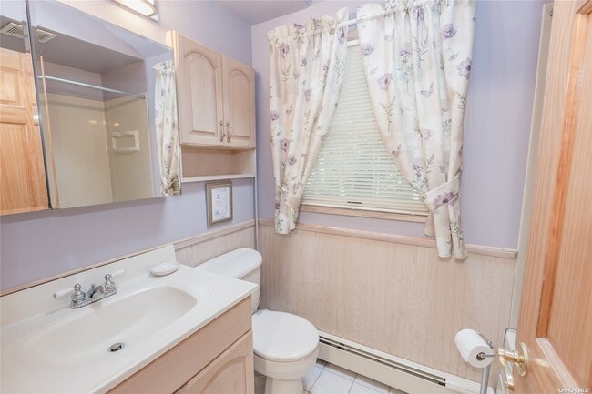 Building Photo - 43 Spencer Ln