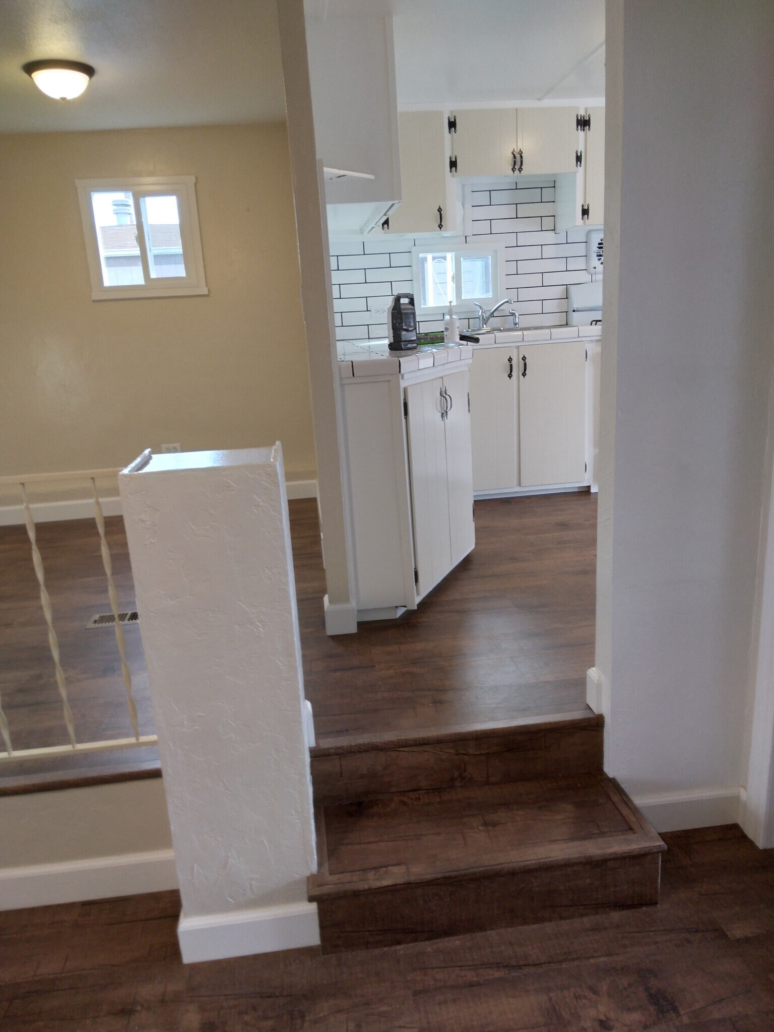 Building Photo - 3300 Portola Dr