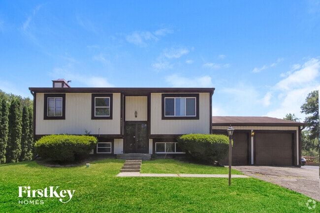Building Photo - 4639 Thornleigh Dr