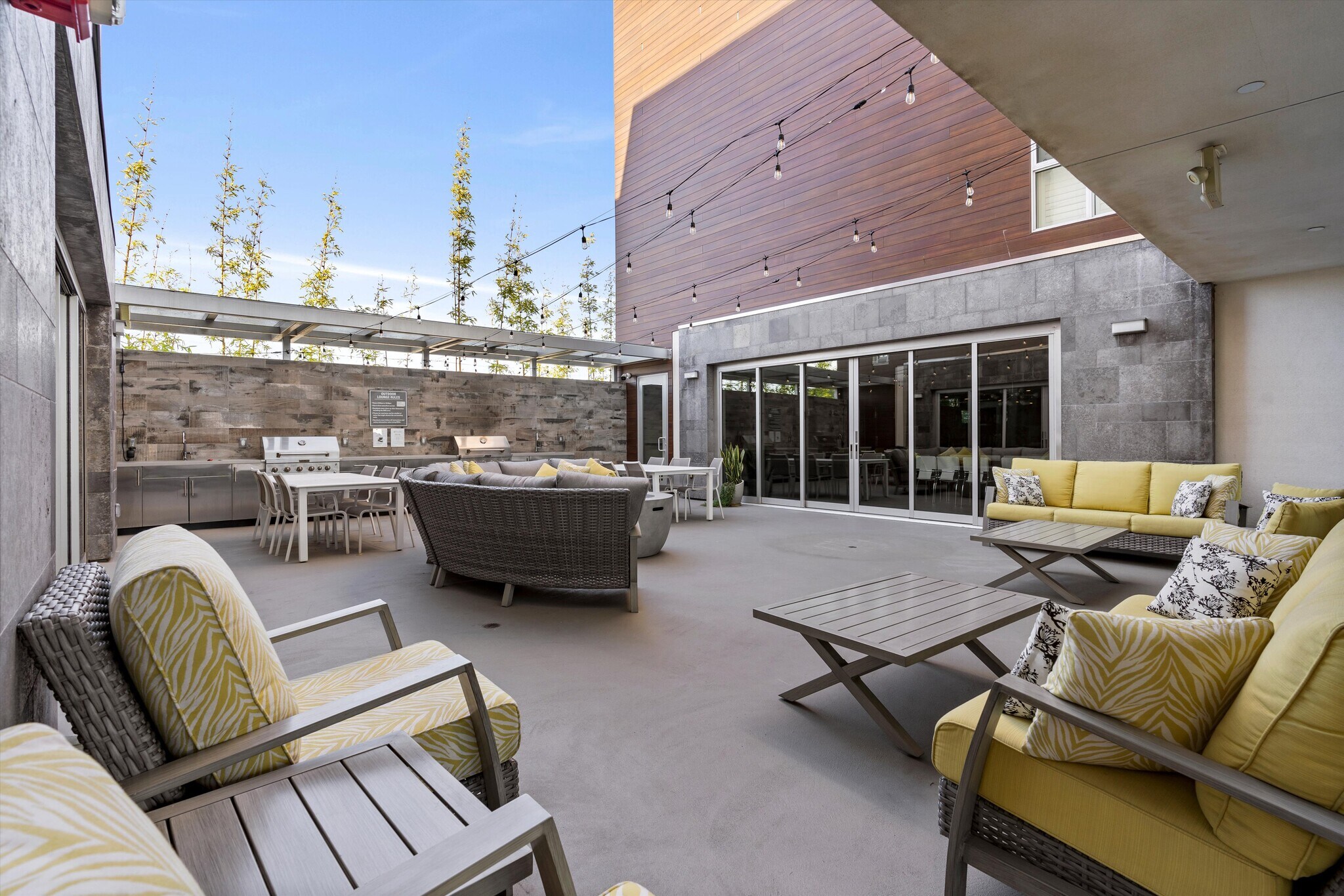 Building Photo - 4140 Glencoe Ave