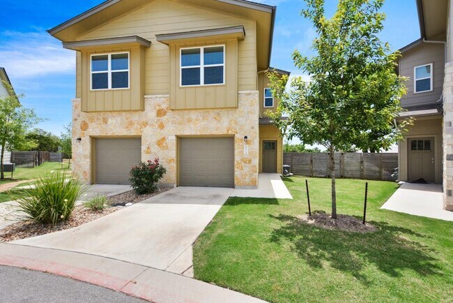 Building Photo - 8913 Parker Ranch Cir