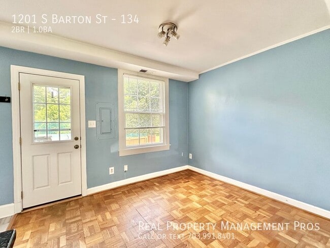 Building Photo - 1201 S Barton St