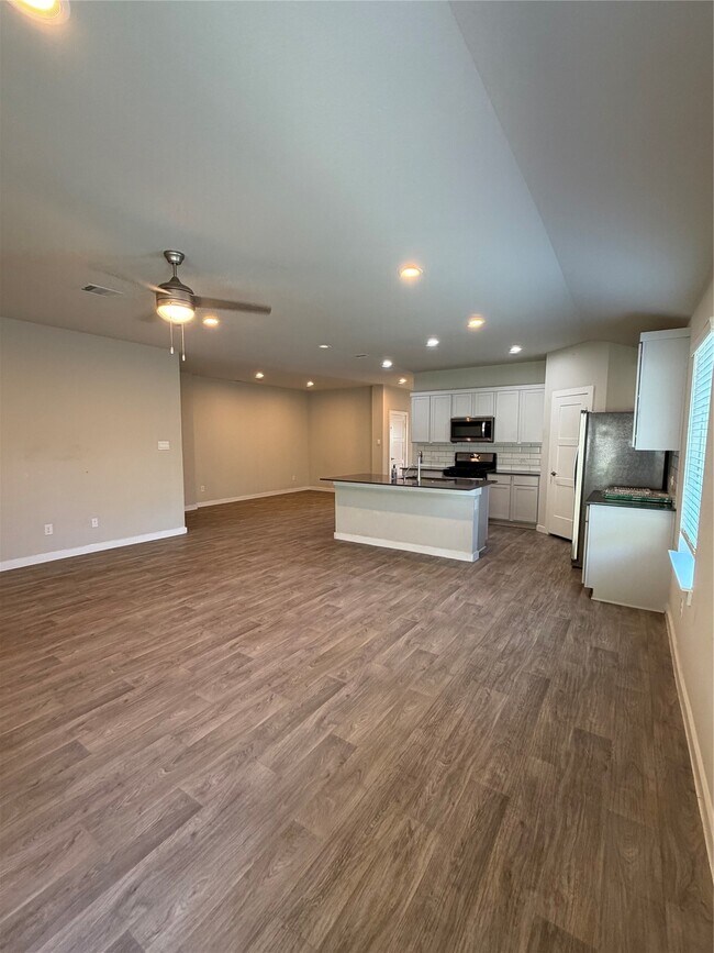 Building Photo - 12378 New River Trl