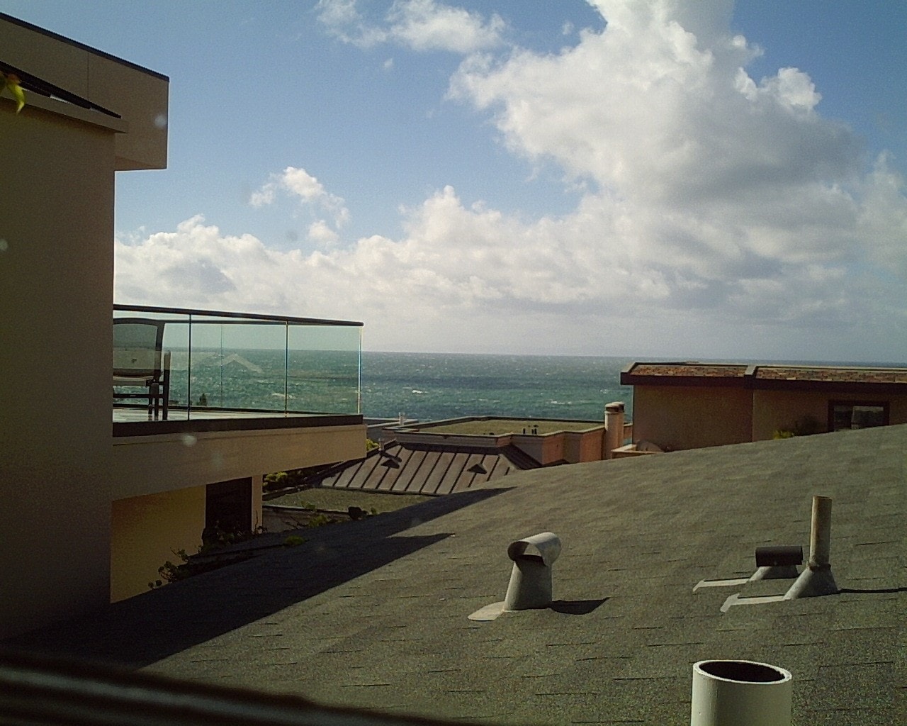 Building Photo - 2612 Victoria Dr