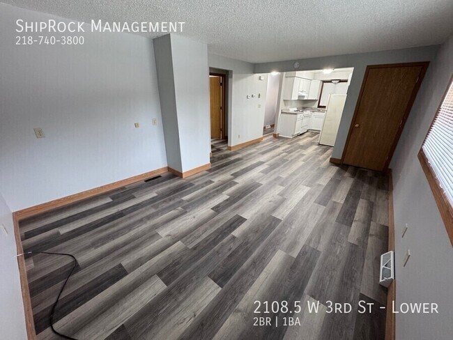 Building Photo - 2108.5 W 3rd St