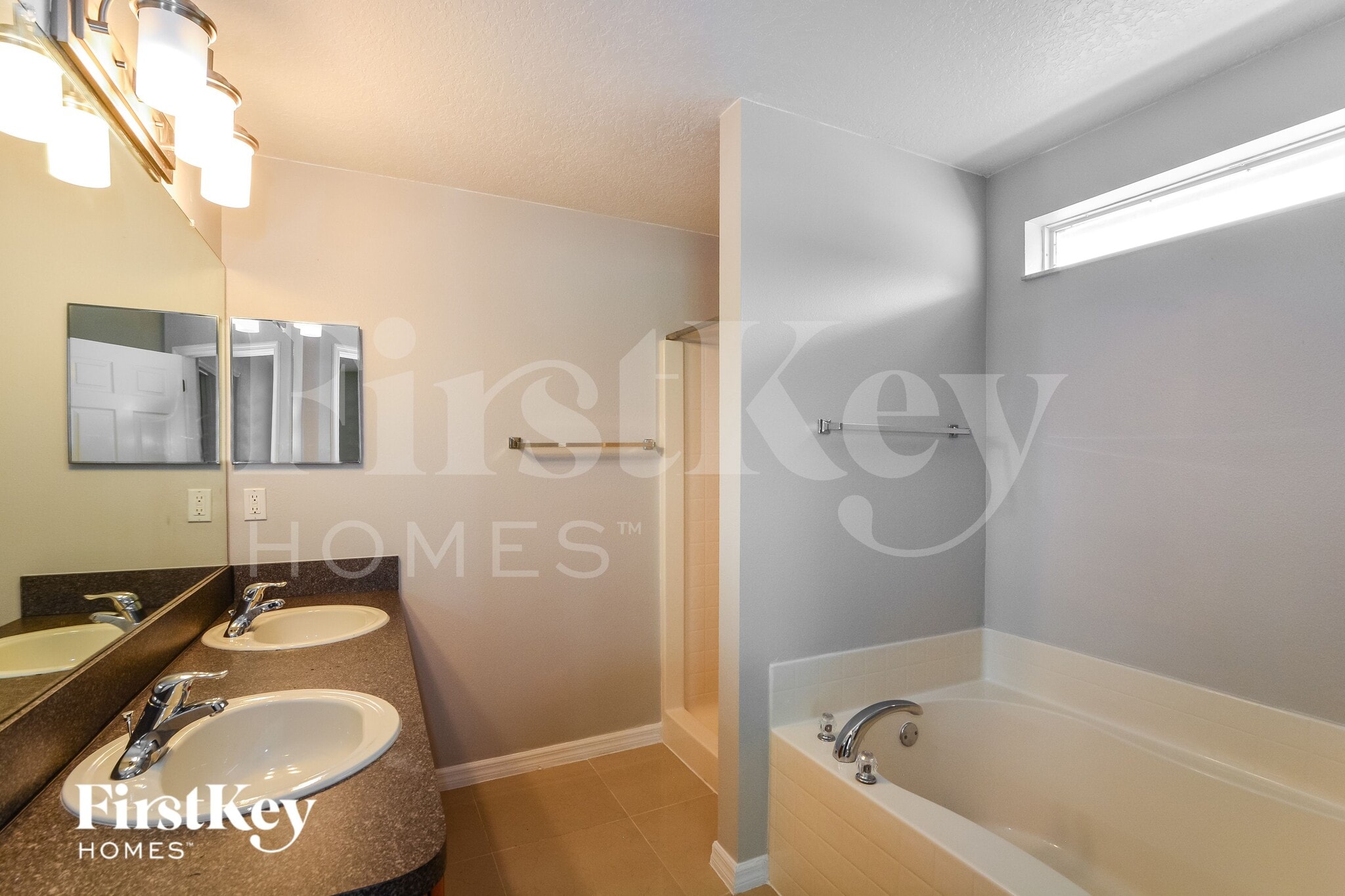 Building Photo - 307 Michigan Ln