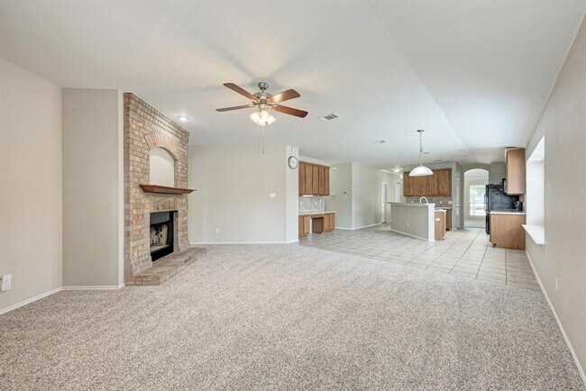 Building Photo - 601 Timothy John Dr