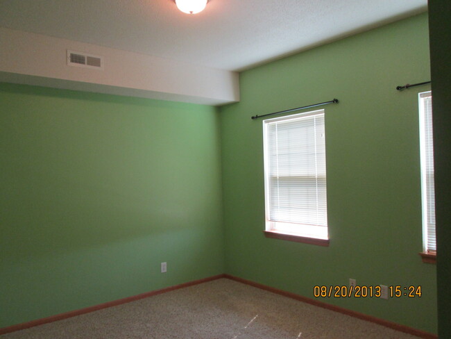 Building Photo - Amazing 2 Bed 2 Bath Condo in North Liberty