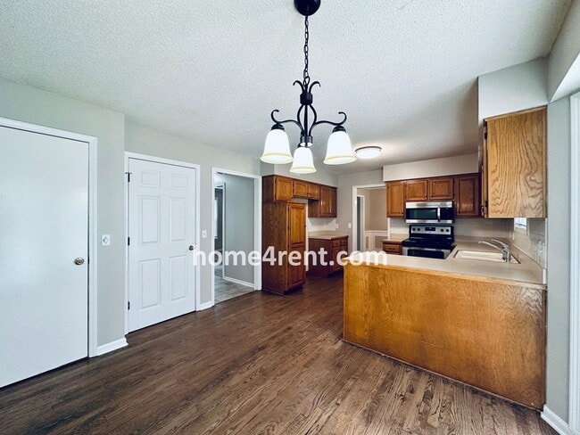 Building Photo - Blue Valley Schools w/ Hardwood Floors and...