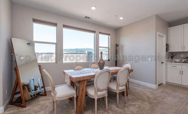 Building Photo - 1699 Carol Lee Ln
