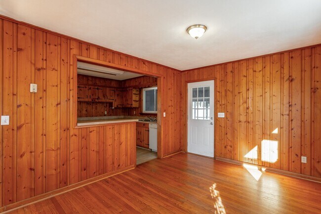 Building Photo - 3613 Old Ringgold Rd