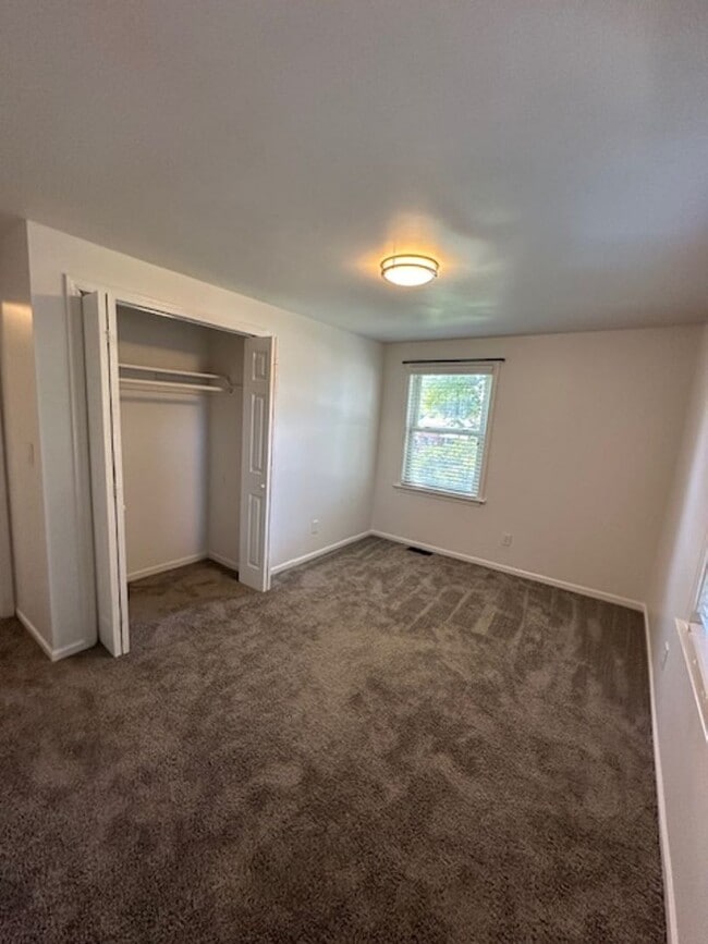 Building Photo - COMING SOON! 31807 W. Chicago, Livonia MI ...