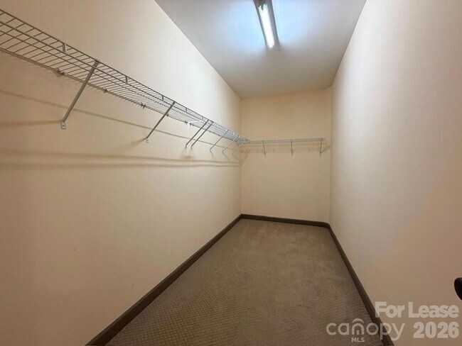 Building Photo - 15124 Sapphire Hill Ln