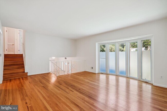 Building Photo - 6518 Wilmett Rd