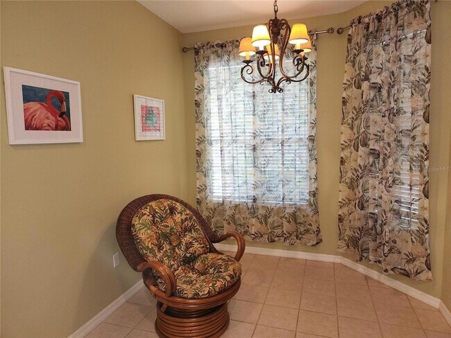 Building Photo - 6642 Tailfeather Way